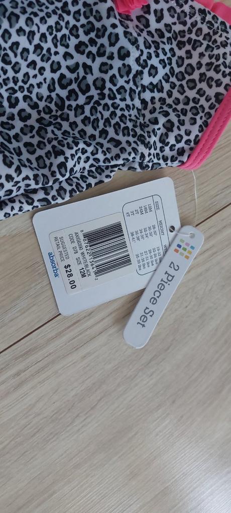 Nove plavky, krasnucke s visackou vel 12m + saty, 68–80