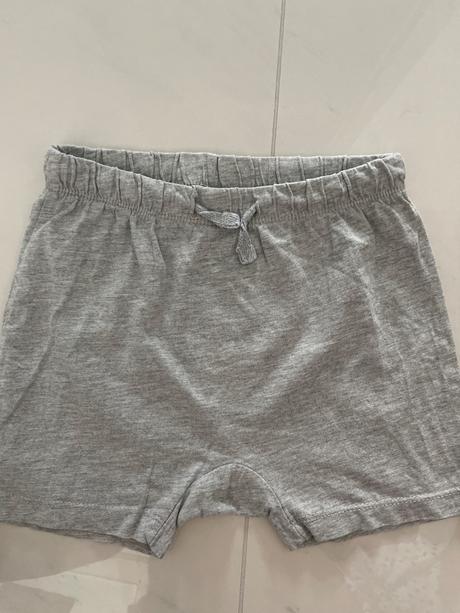 2ks kratasy, h&m,104