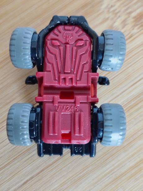 Mikro bugina mattel hot wheels monster trucks mini,