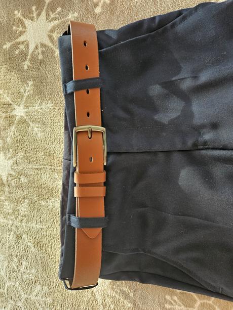 Predam spolocensky oblek pre chlapca na 1.sv.priji, 140