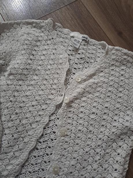 Háčkovaný svetrík, 104