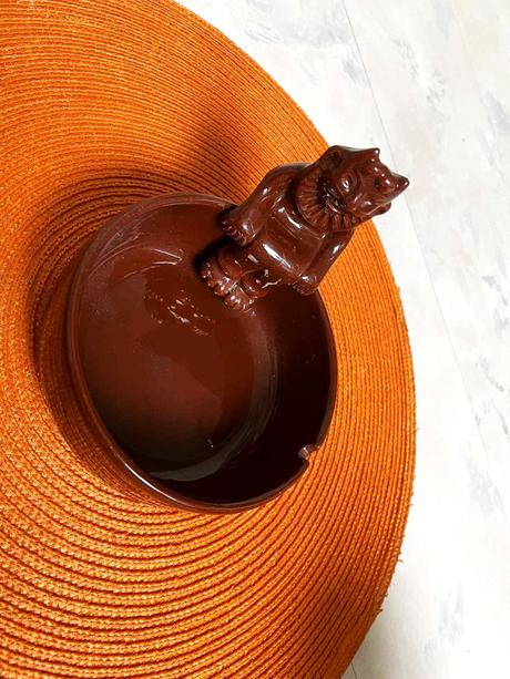 Keramický popolník,