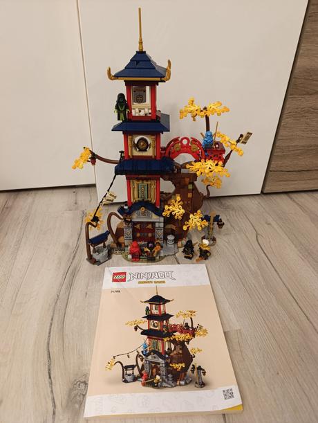 Lego chrám dračích energetických jadier,