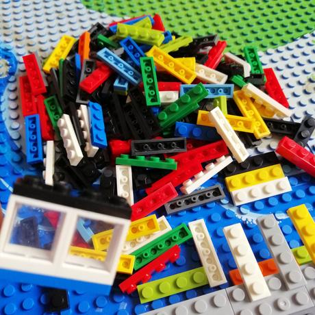 30ks 1x4 tenké stavebnicové kocky, 