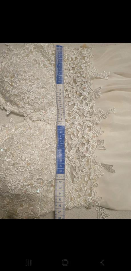 Spoločenské šaty, l