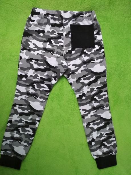 Detské tepláky - na objednávku, 116 / 122 / 128 / 134