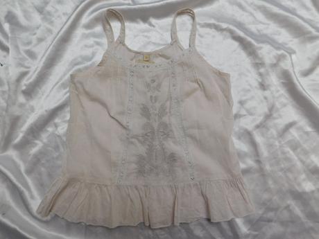 Kvalitny letny top, 140