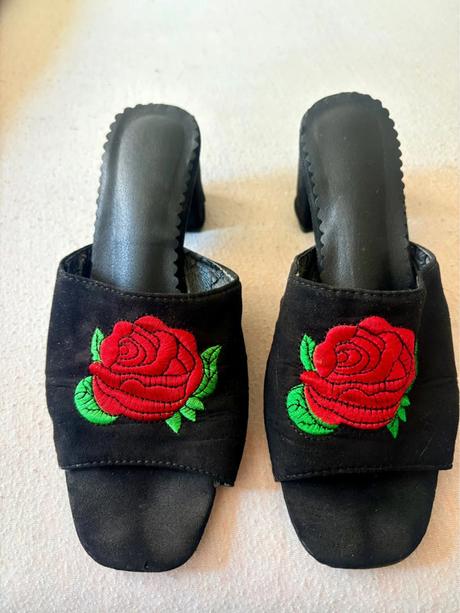 Sandále na opätku, 36