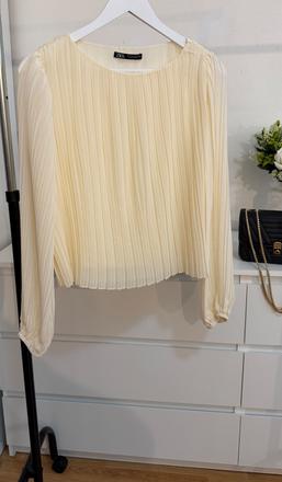 Zara krémová plisovaná blúzka, zara,m