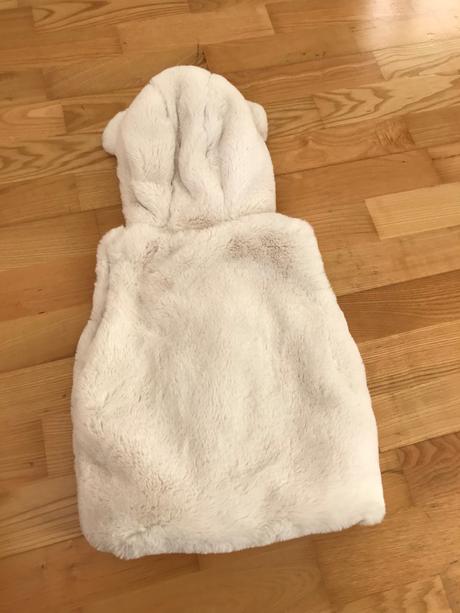 Chlpatá vestička, 98