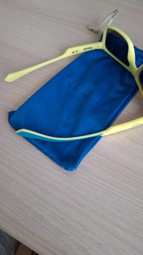 Slnečné polarizačné okuliare zn. polaroid, polaroid