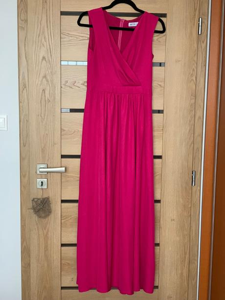 Spoločenské šaty, 36