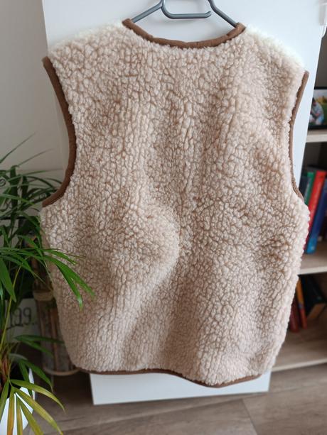Dámska vesta z ovčej vlny, m
