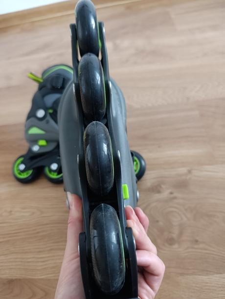 Kolieskové korčule, zealot,33