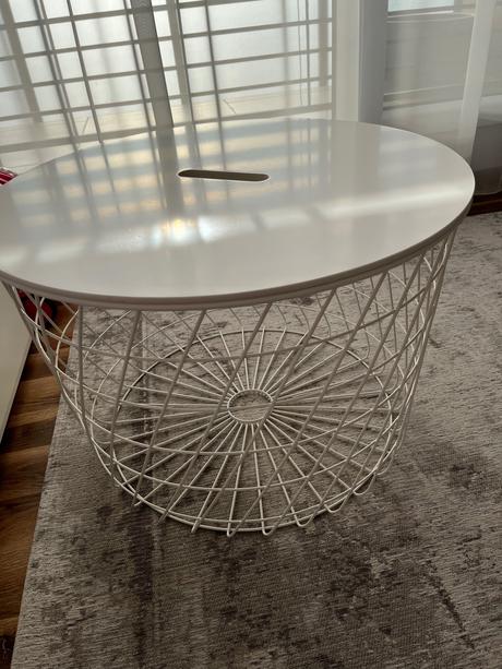 Konferenčný / odkladací stolík, 