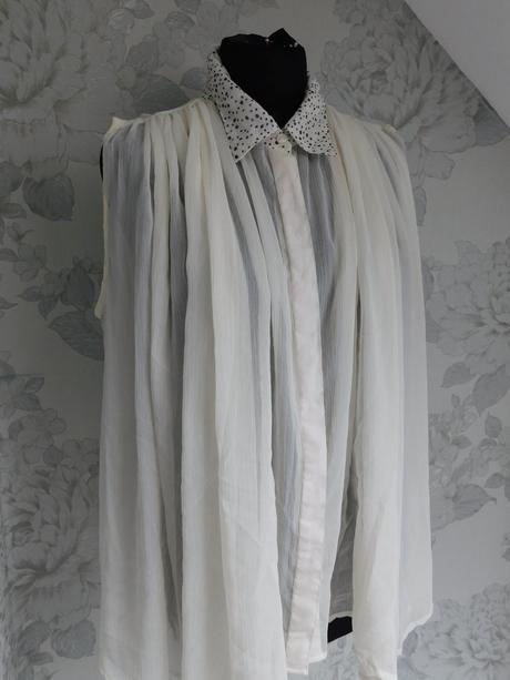 Pekna trendy bluzka, vero moda,44