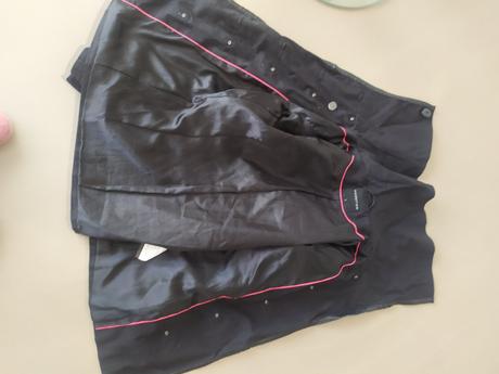 C169bundicka znackova kvalitna upne cierna, l