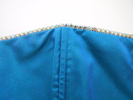 Spoločenské šaty, 34