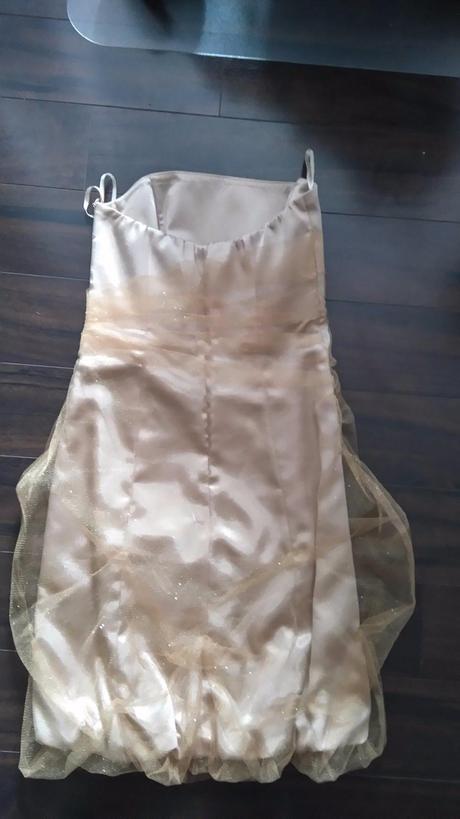 Dámske spoločenské zlaté šaty, 40