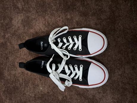 Nové plátenky 39, sinsay,39