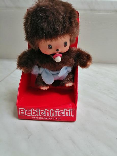 Babika bebichhichi v krabičke, 