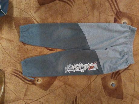 Chlapčenské tepláky, 122