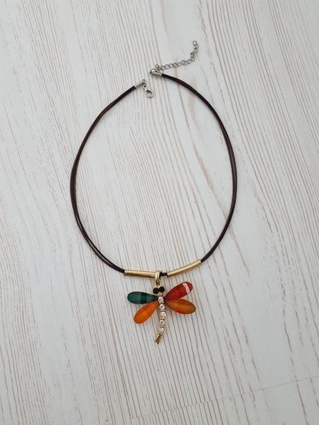 Náhrdelník vážka, 