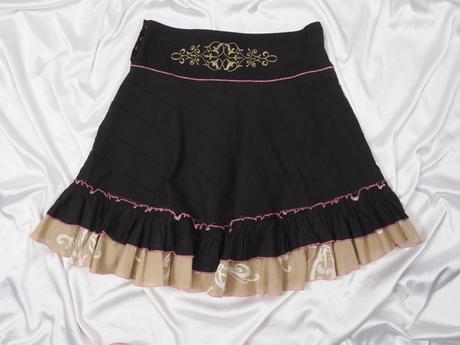 Kvalitná volánová sukňa st martins, s