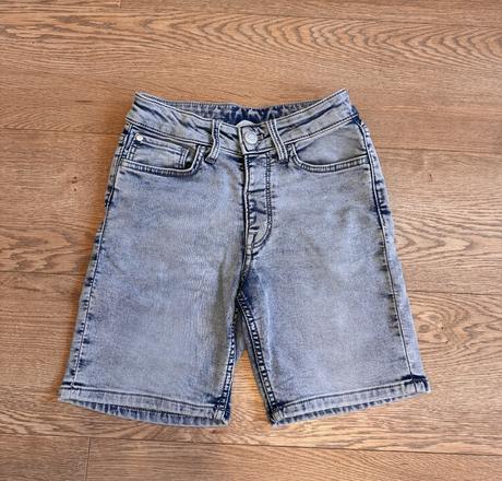 Krátke rifle, h&m,140