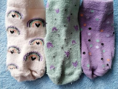 Farebné ponozky, 17