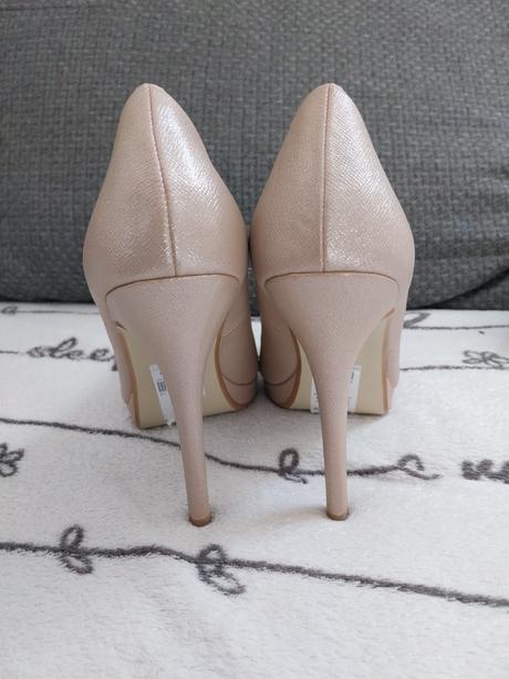 Lodičky dorothy perkins, 38