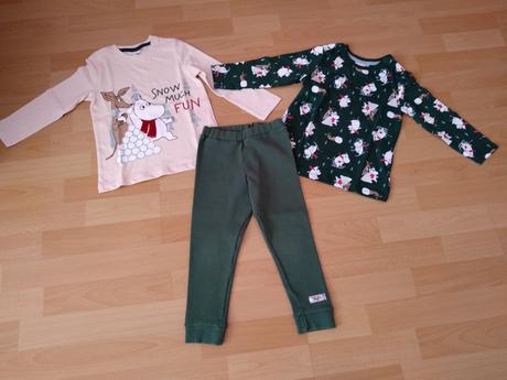 Chlapčenské hrubé legíny veľkosť 104, 104