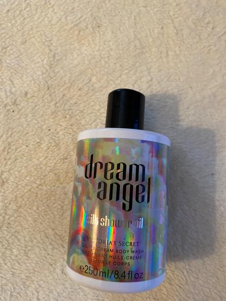 Značkova kozmeticka z usa, victoria s secret bombs,