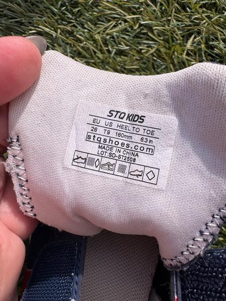 Barefoot tenisky, 26