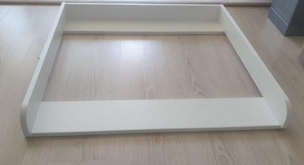 Prebaľovavi pult na komodu+podložka, 