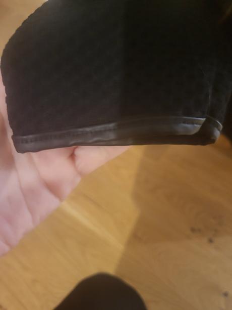 Strukturovane saty so zipsom,