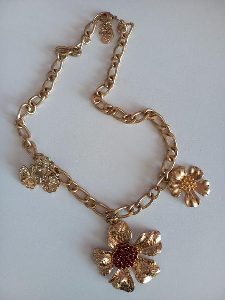 Masívny náhrdelník, reserved