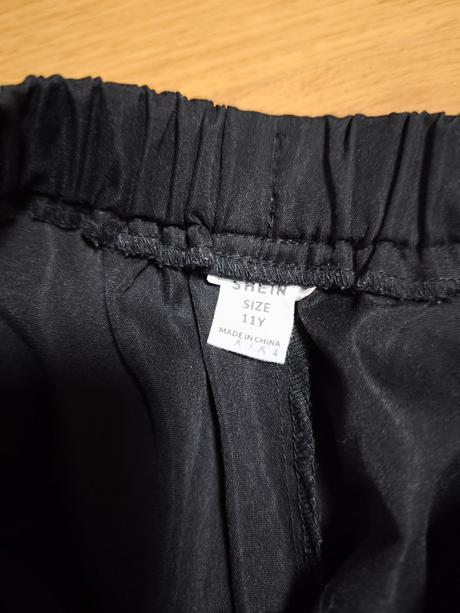 Tenké nohavice, 140