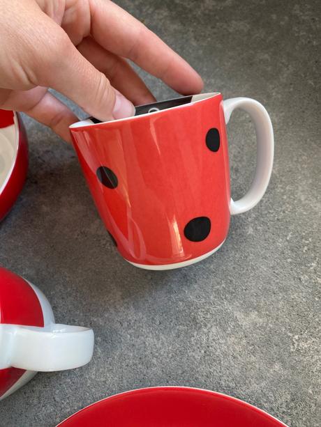 Mikulášske hrnčeky a tanierik, 