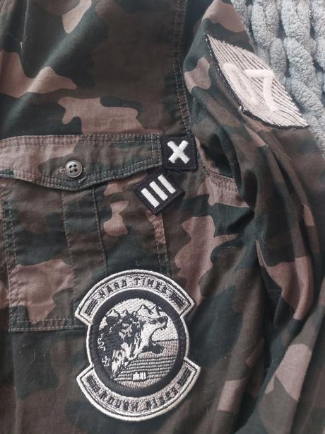 Army košeľa, river island,146