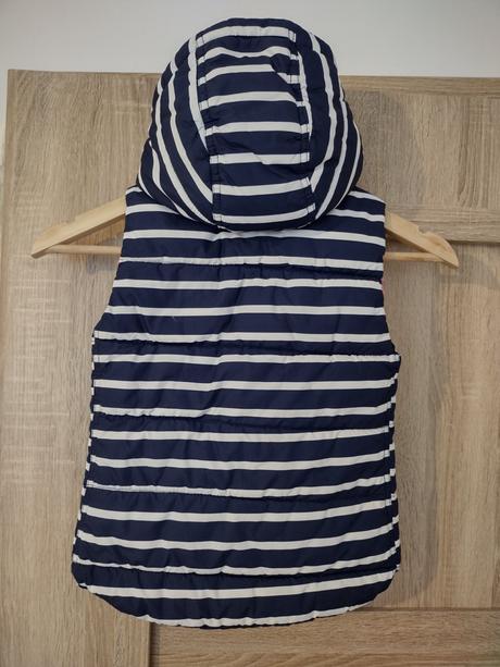 Zateplená vesta, č. 122, l.o.g.g.,122