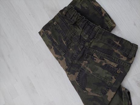 Maskáčové šortky č.122, 122