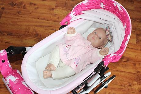 Kočík pre bábiky retro kvety,