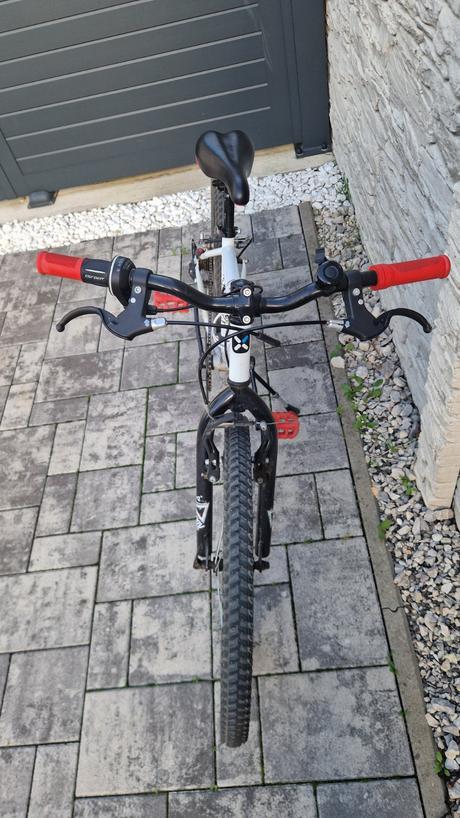 B'twin rockrider 300 jr 24" (decathlon)., 24