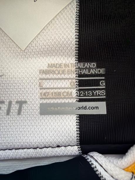 Predam futbalový dres juventus, nike,152