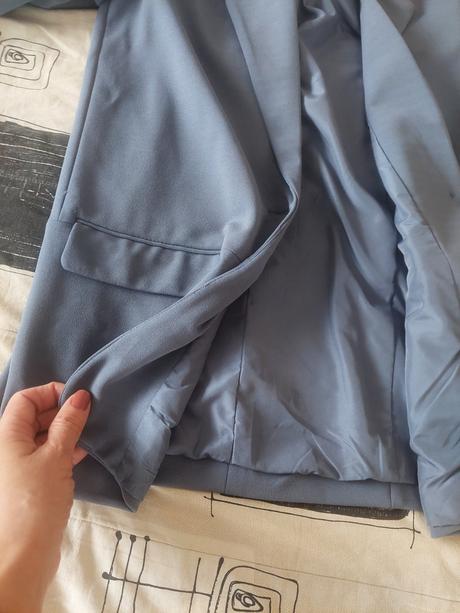 Biznis kostým, reserved,s