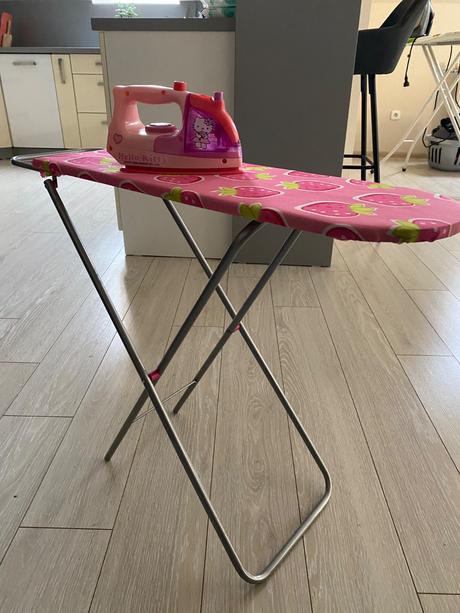 Žehliaca doska,plus žehlička, 