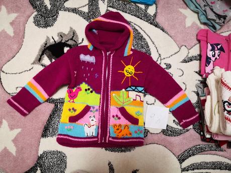 Balík veľkosť 98, 3x sveter, 1x mikina, 4x tepláky, 86–98