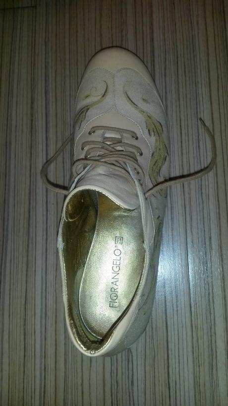 Znackove mokasinky, 39