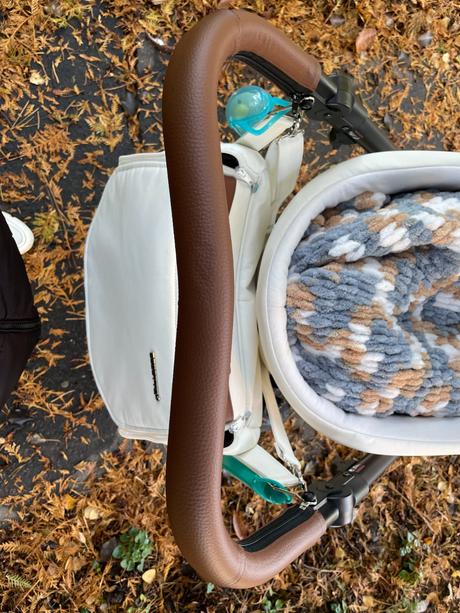 Koženkový poťah na rukoväť kočíka bebetto luca, bebetto luca 2018